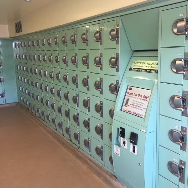 West Esplanade Lockers The Anaheim Resort Disneyland Park Side