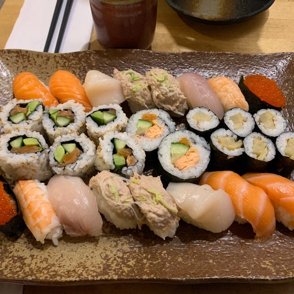 Снимок сделан в Zen Sushi - sushi &amp; sake пользователем Aapo R. 11/21/2020
