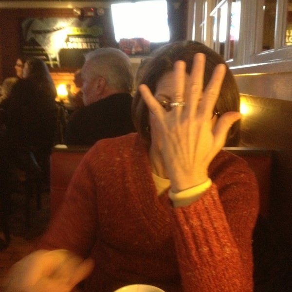 Photo taken at Chili&#39;s Grill &amp; Bar by Kevin W. on 2/15/2013