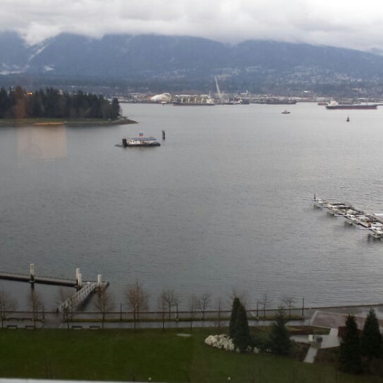 3/26/2014 tarihinde Waled R.ziyaretçi tarafından Renaissance Vancouver Harbourside Hotel'de çekilen fotoğraf
