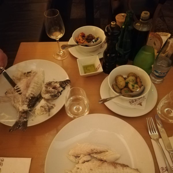 Foto tomada en Restaurant Bresto  por Michaela B. el 6/22/2019