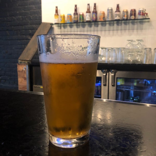 6/19/2019 tarihinde Kim A.ziyaretçi tarafından DMK Burger Bar'de çekilen fotoğraf