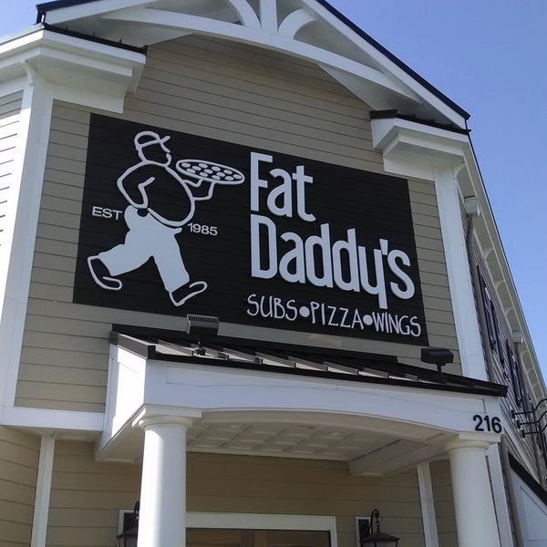 4/19/2016 tarihinde Fat Daddy&#39;s Subs Pizza Wingsziyaretçi tarafından Fat Daddy&#39;s Subs Pizza Wings'de çekilen fotoğraf