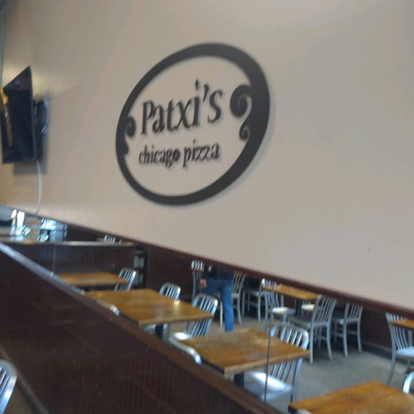 Снимок сделан в Patxi&#39;s Pizza пользователем John L. 9/16/2021