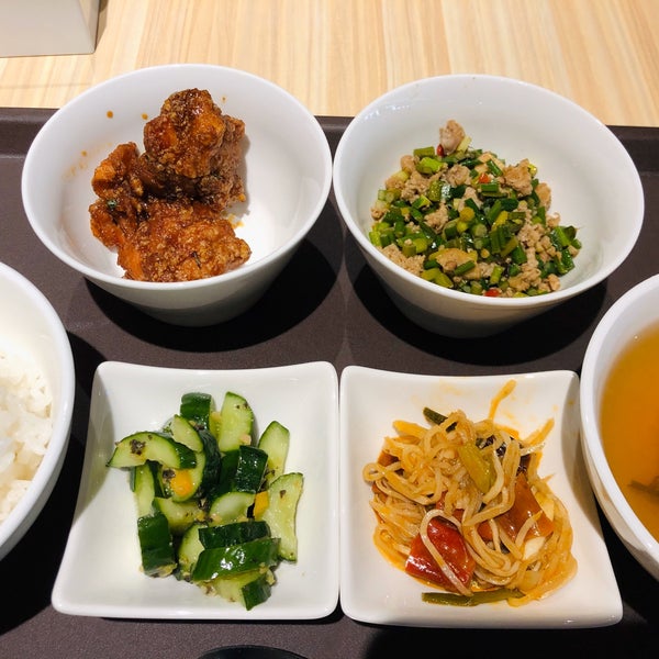 金葉紅廚red Kitchen 華碩店 Chinese Restaurant