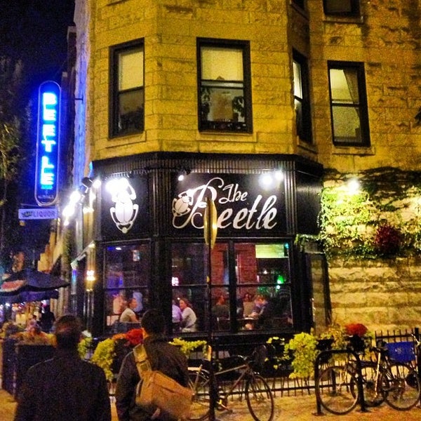 9/27/2013 tarihinde Lee A.ziyaretçi tarafından The Beetle Bar and Grill'de çekilen fotoğraf