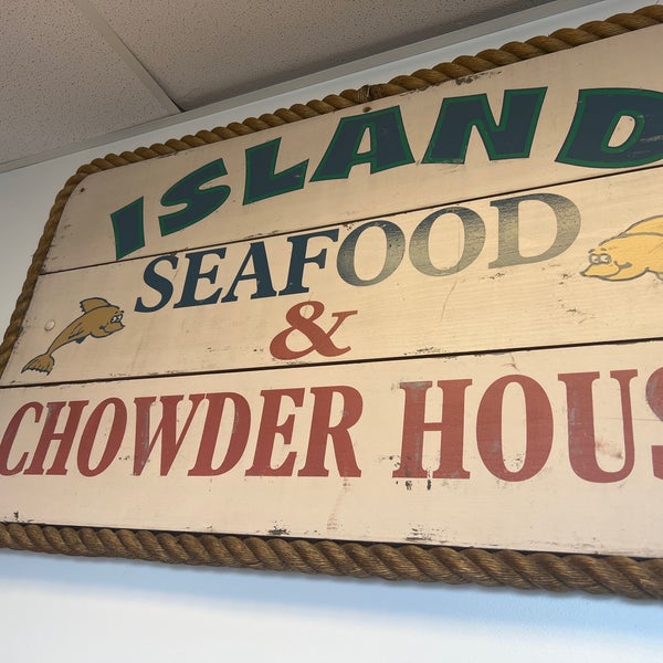 Cape Pier Chowder House 13 tips from 563 visitors