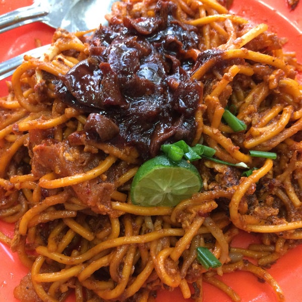 Puteri Gunung Thai Restaurant in Simpang Ampat