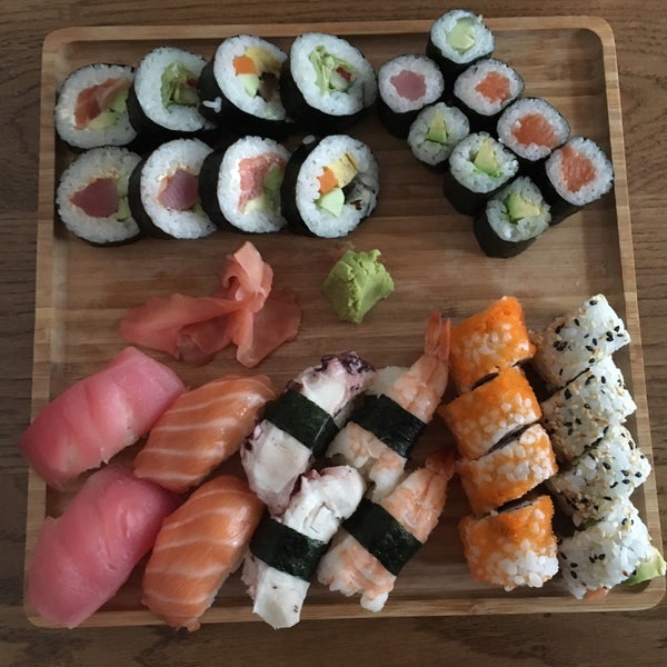 7/6/2018 tarihinde Stanislava P.ziyaretçi tarafından Sushi Bar'de çekilen fotoğraf