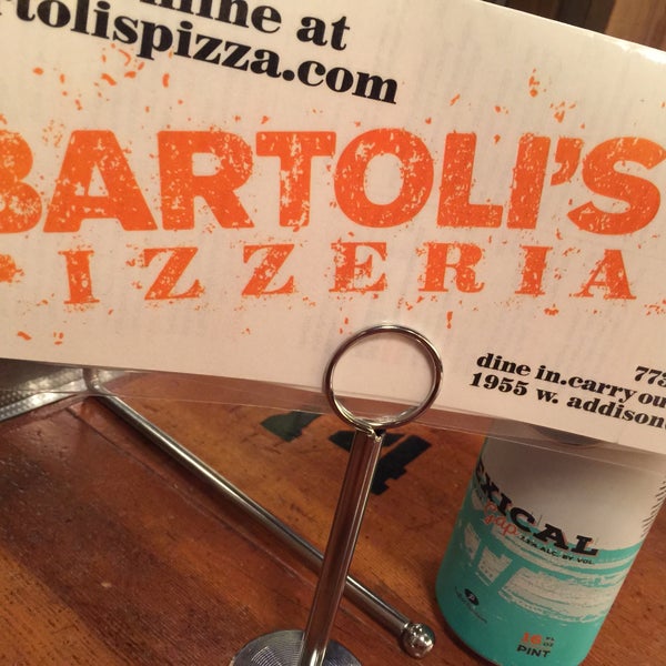 Foto tirada no(a) Bartoli&#39;s Pizzeria por Arturo P. em 11/11/2015