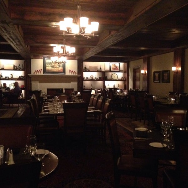 รูปภาพถ่ายที่ Cru Restaurant &amp; Wine Bar โดย Jennifer A. เมื่อ 6/5/2014