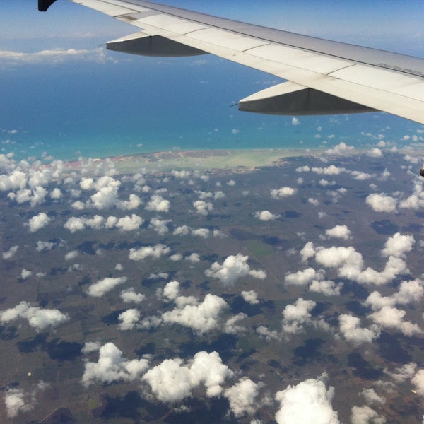 5/3/2013 tarihinde Vanessa B.ziyaretçi tarafından Cancún Uluslararası Havalimanı (CUN)'de çekilen fotoğraf