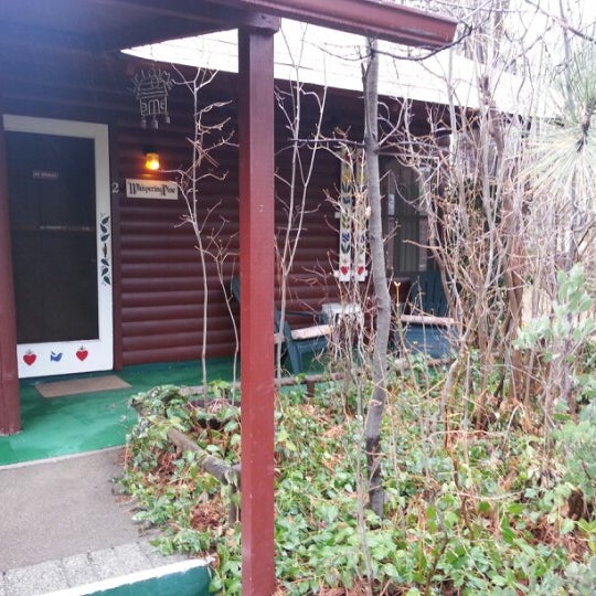 Photos At Knotty Pine Cabins Motel