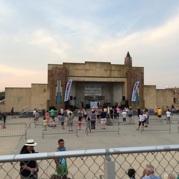 Photos at Jones Beach Bandshell - Concert Hall