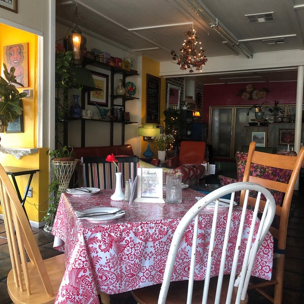 11/15/2019에 Pamela M.님이 Masa of Echo Park Bakery &amp; Cafe에서 찍은 사진