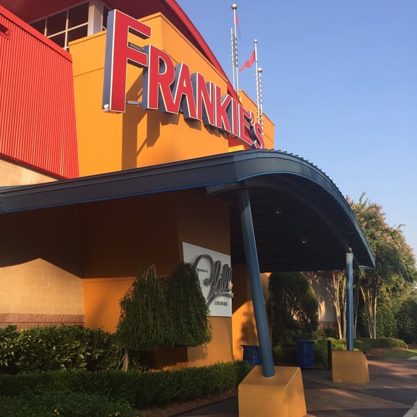 Photo taken at Frankie&#39;s Fun Park by SooFab on 8/5/2015