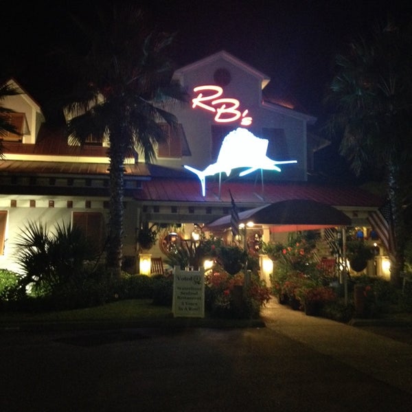 10/20/2014にSooFabがR.B.&#39;s Seafood Restaurantで撮った写真