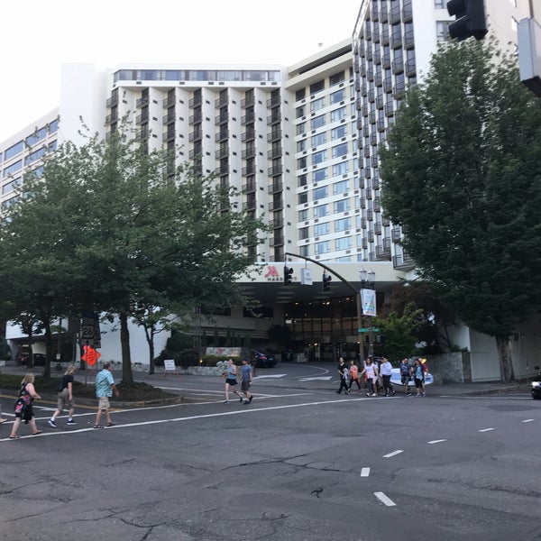 Das Foto wurde bei Portland Marriott Downtown Waterfront von SooFab am 7/17/2018 aufgenommen