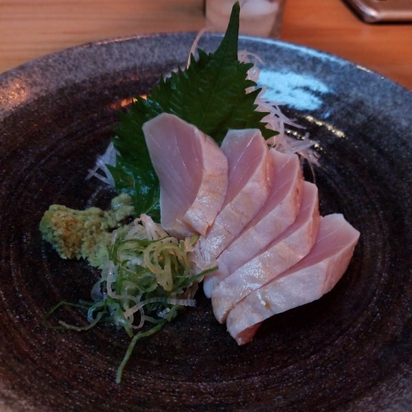 Photo taken at Zilla Sake (Sushi &amp; Sake) by Eka B. on 8/22/2017