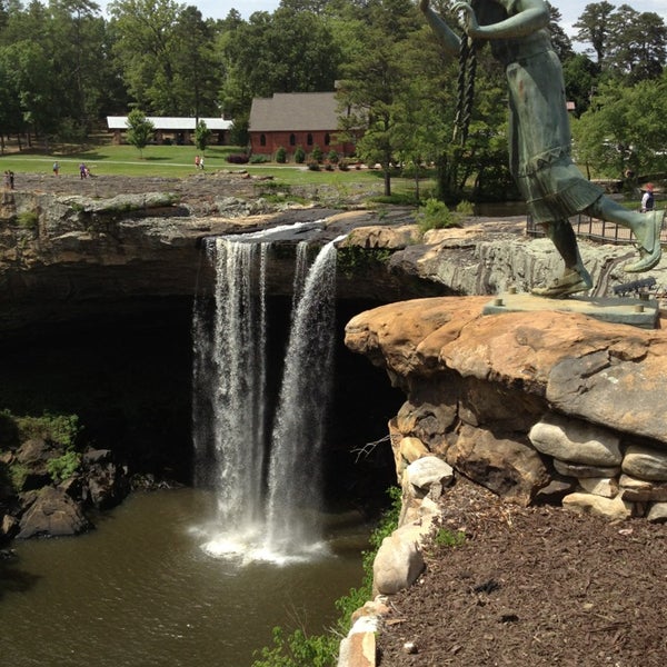 Are Dogs Allowed At Noccalula Falls