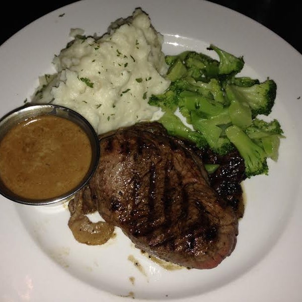 Steak Night! Tonight and every Wednesday night from 5pm-10pm, enjoy a 6oz Filet mignon or a Brandy peppercorn flat Iron with Garlic mashed potatoes and green beans for only $6.99!