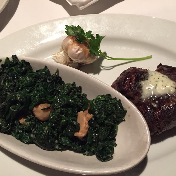 7/4/2015에 G H.님이 Sutter Street Steakhouse에서 찍은 사진