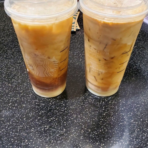 Starbucks Coffee Shop in Irvine