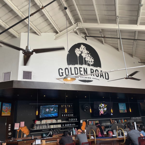 Photo taken at Golden Road Brewing by ハ チ. on 9/18/2021