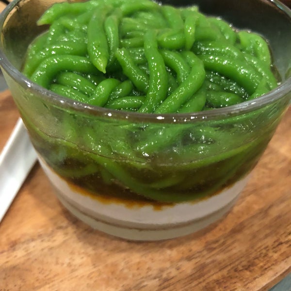 Try their rendition of chendol which comes with a panna cotta base.