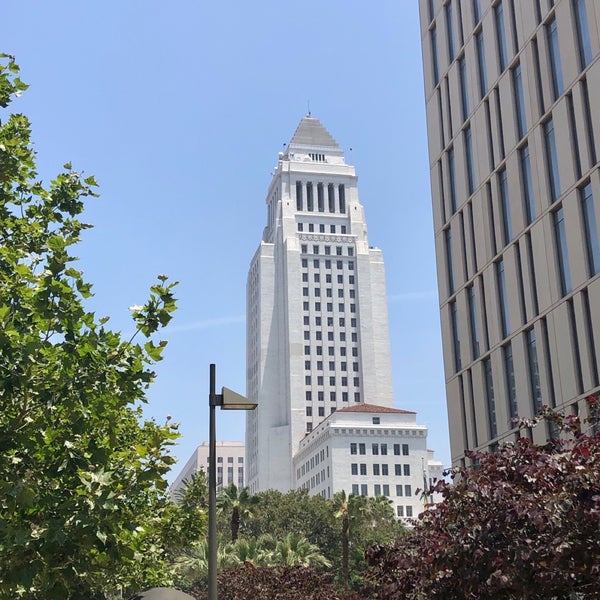 Foto tirada no(a) Los Angeles City Hall por Diablo em 6/27/2019
