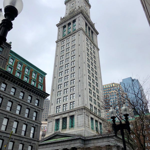 Photo taken at Marriott Vacation Club Pulse at Custom House, Boston by Diablo on 4/30/2019