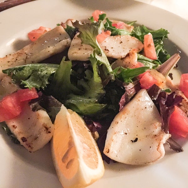 If you want a light salad, you must try the calamari alla griglia!