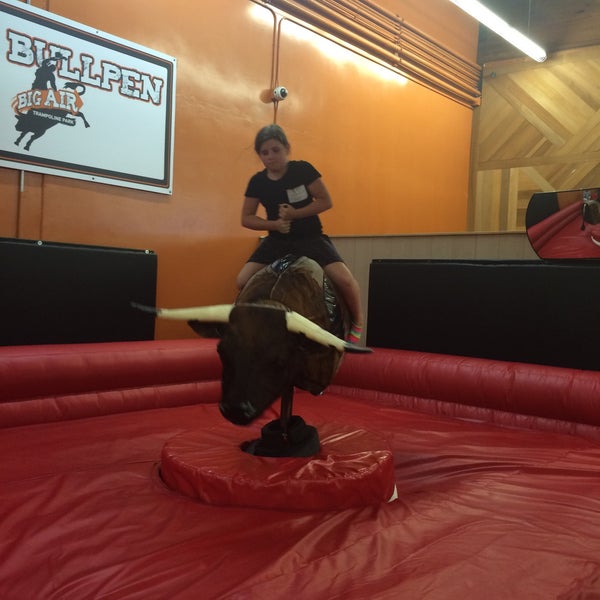 Photo taken at Big Air Trampoline Park by Thom D. on 3/8/2016