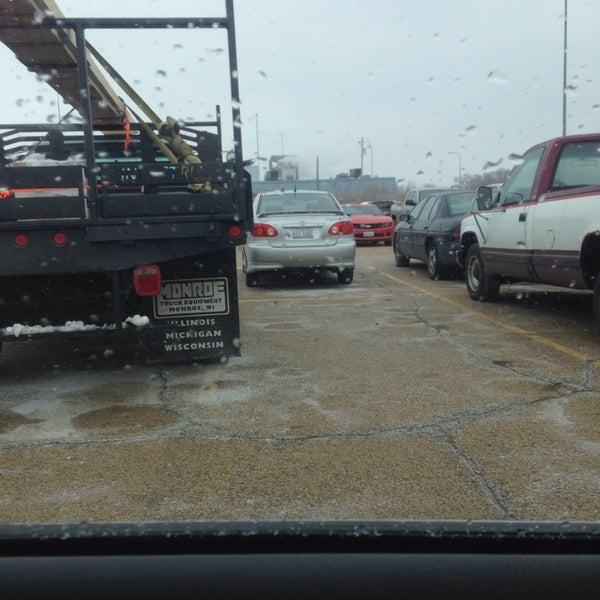 Photos at Caterpillar Bldg KK Structure in East Peoria