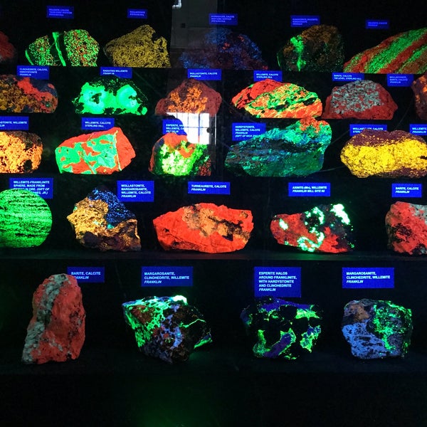 Very cool fluorescent rocks