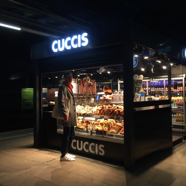 Cuccis Cafe Cafe