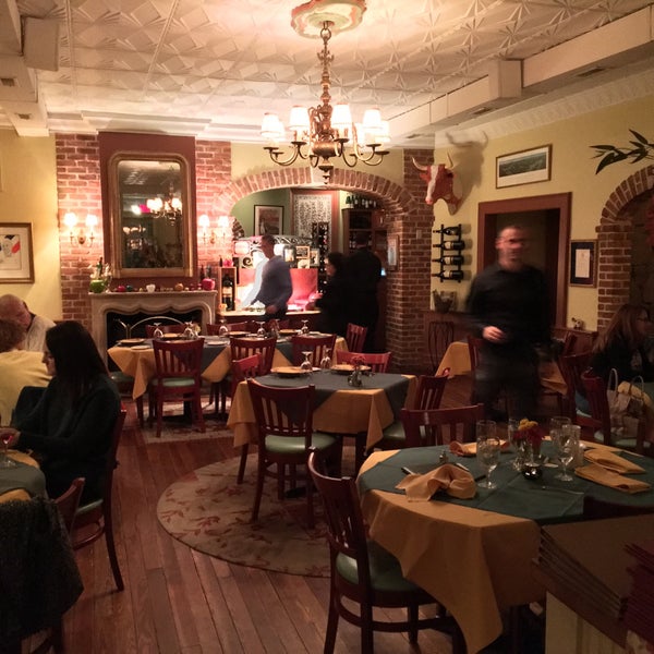 11/28/2015 tarihinde Stephen F.ziyaretçi tarafından Restaurant Pomme'de çekilen fotoğraf
