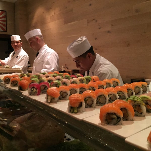Foto scattata a Umi Sushi da Andreas P. il 2/11/2015