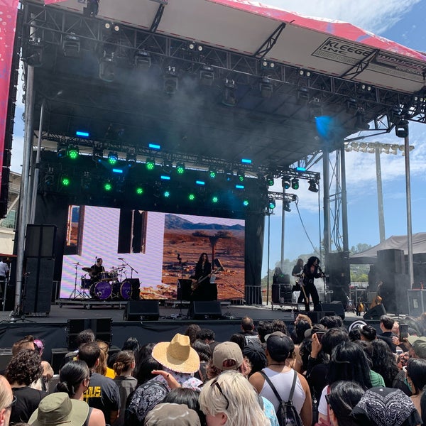 Rose Bowl Loop Track in Pasadena