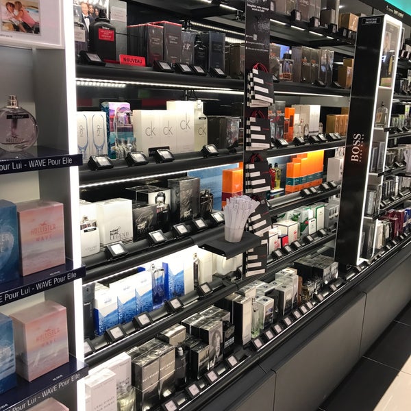 Sephora hollister sale
