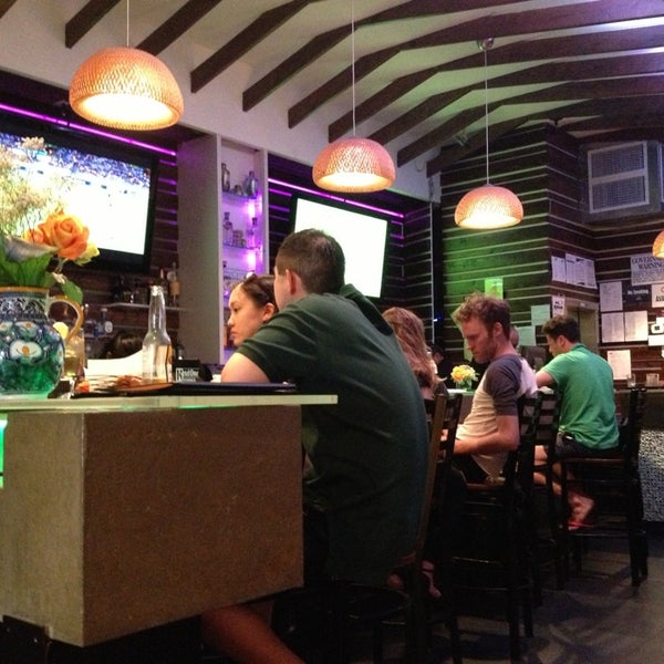 6/22/2013에 Julio I.님이 Trece Mexican Cuisine &amp; Tequila Bar에서 찍은 사진