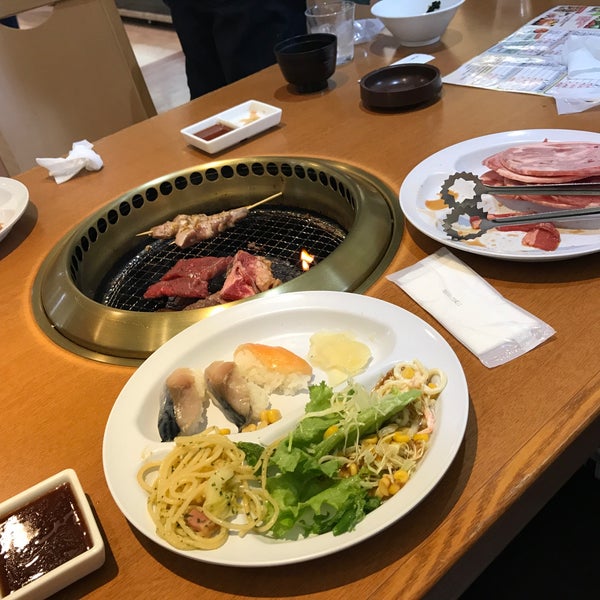 バイキングレストラン ロイン亭 平岡店 Now Closed バイキングレストラン ロイン亭 平岡店 Now Closed