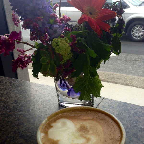 5/31/2013にSheila V.がPeet&#39;s Coffee &amp; Teaで撮った写真