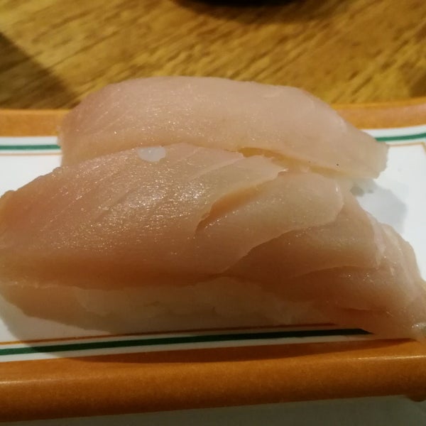 Photo prise au Isobune Sushi par Maria V. le1/21/2017