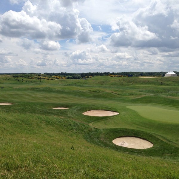 6/27/2014 tarihinde Marc Antoine F.ziyaretçi tarafından Golf National'de çekilen fotoğraf