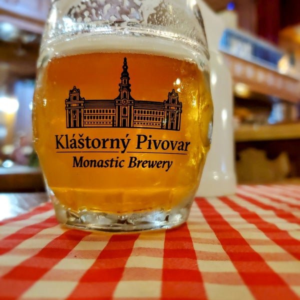 10/8/2022 tarihinde Shmupi K.ziyaretçi tarafından Bratislava Flagship Restaurant'de çekilen fotoğraf