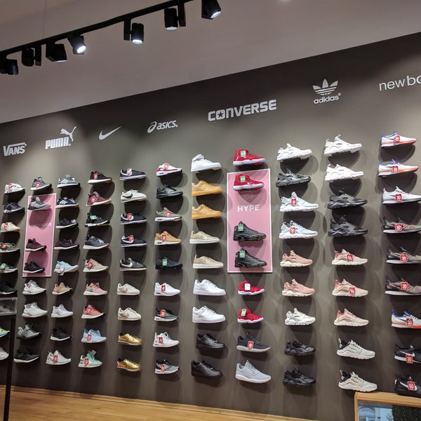 Puma 2024 store budapest