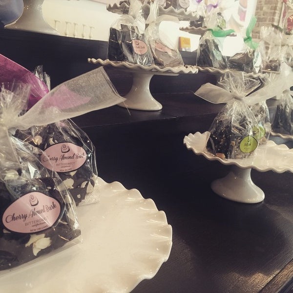 Photo taken at Bittersweet Confections by Leora P. on 3/21/2015