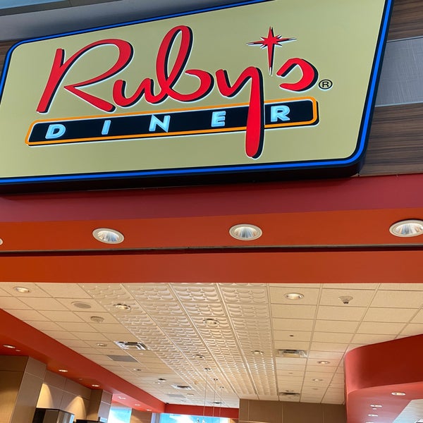 Снимок сделан в Ruby&#39;s Diner пользователем Paul C. 2/21/2020