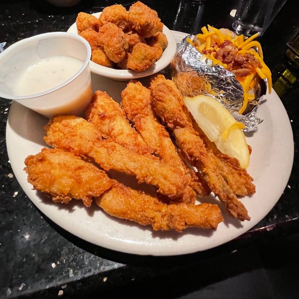 Two Frogs Grill - 29 tips from 805 visitors
